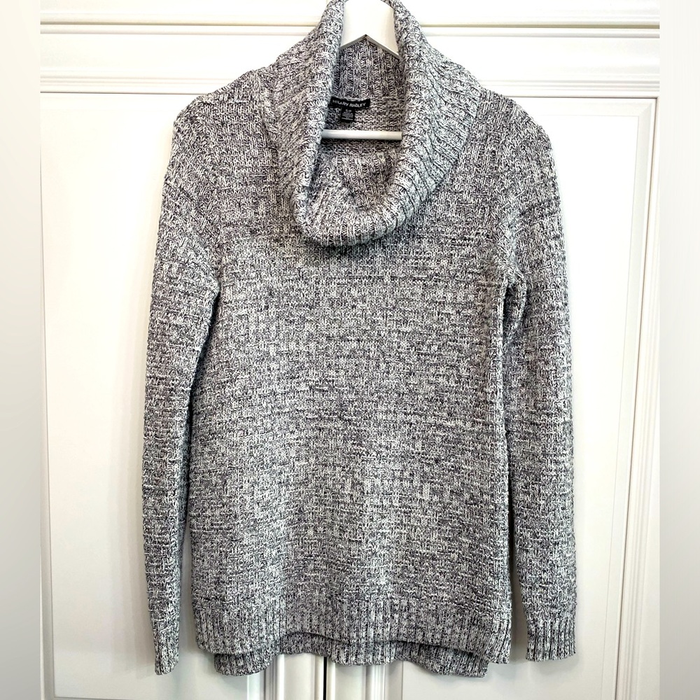 Hilary Radley Size Small Cowl Neck Sweater Marled Grey  w/Vents at Hips